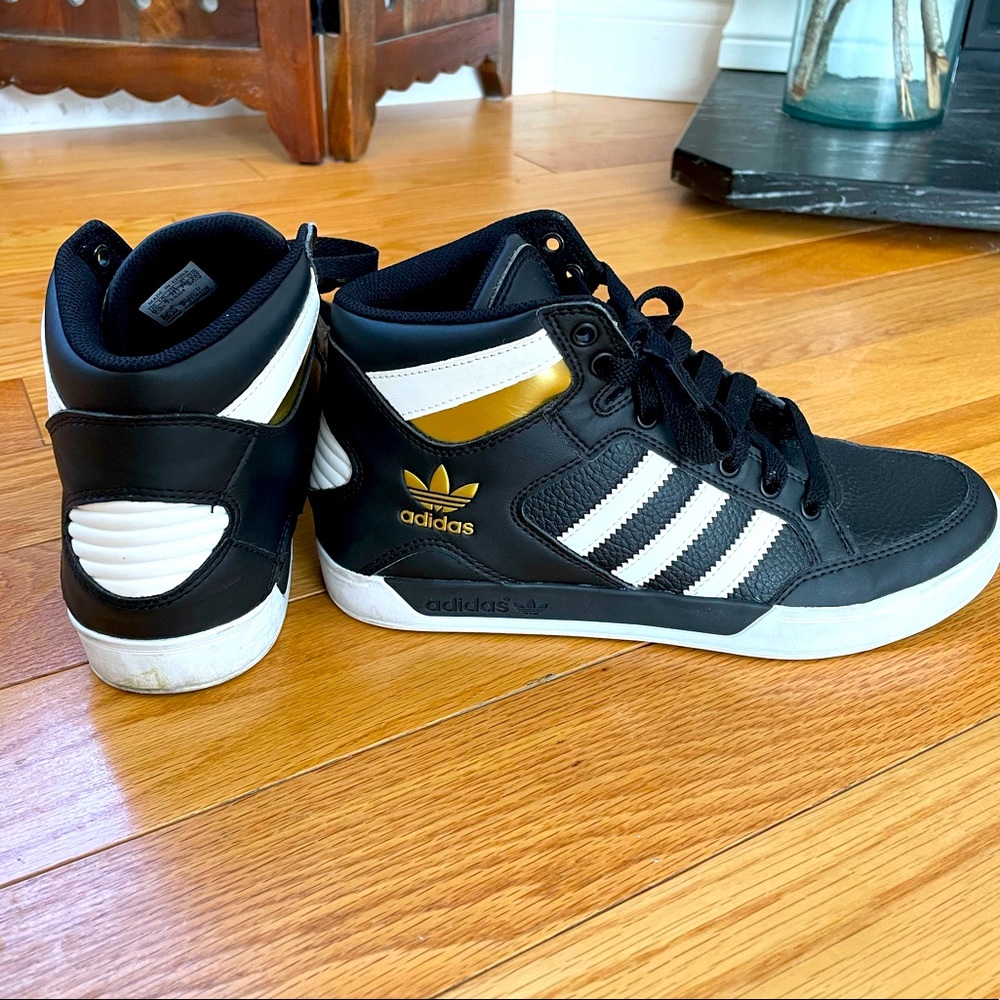 ADIDAS HARD COURT HIGH- BLACK WHITE GOLD *Like NEW*